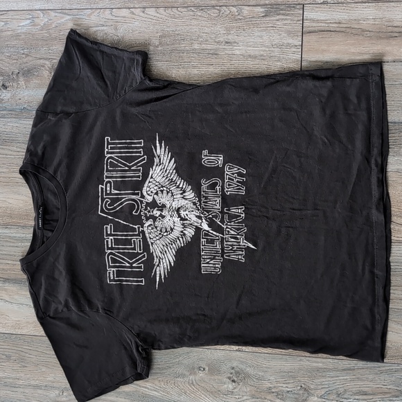 Free Spirit USA Eagle Graphic Tee Top Charcoal size M - Picture 2 of 5
